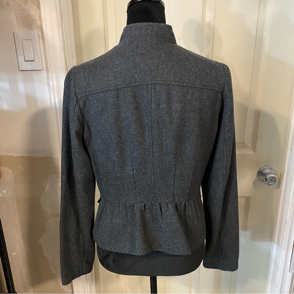 Wool Clasp button Cropped Jacket Gray wool blend Textured Women’s jacket Medium - Picture 13 of 14